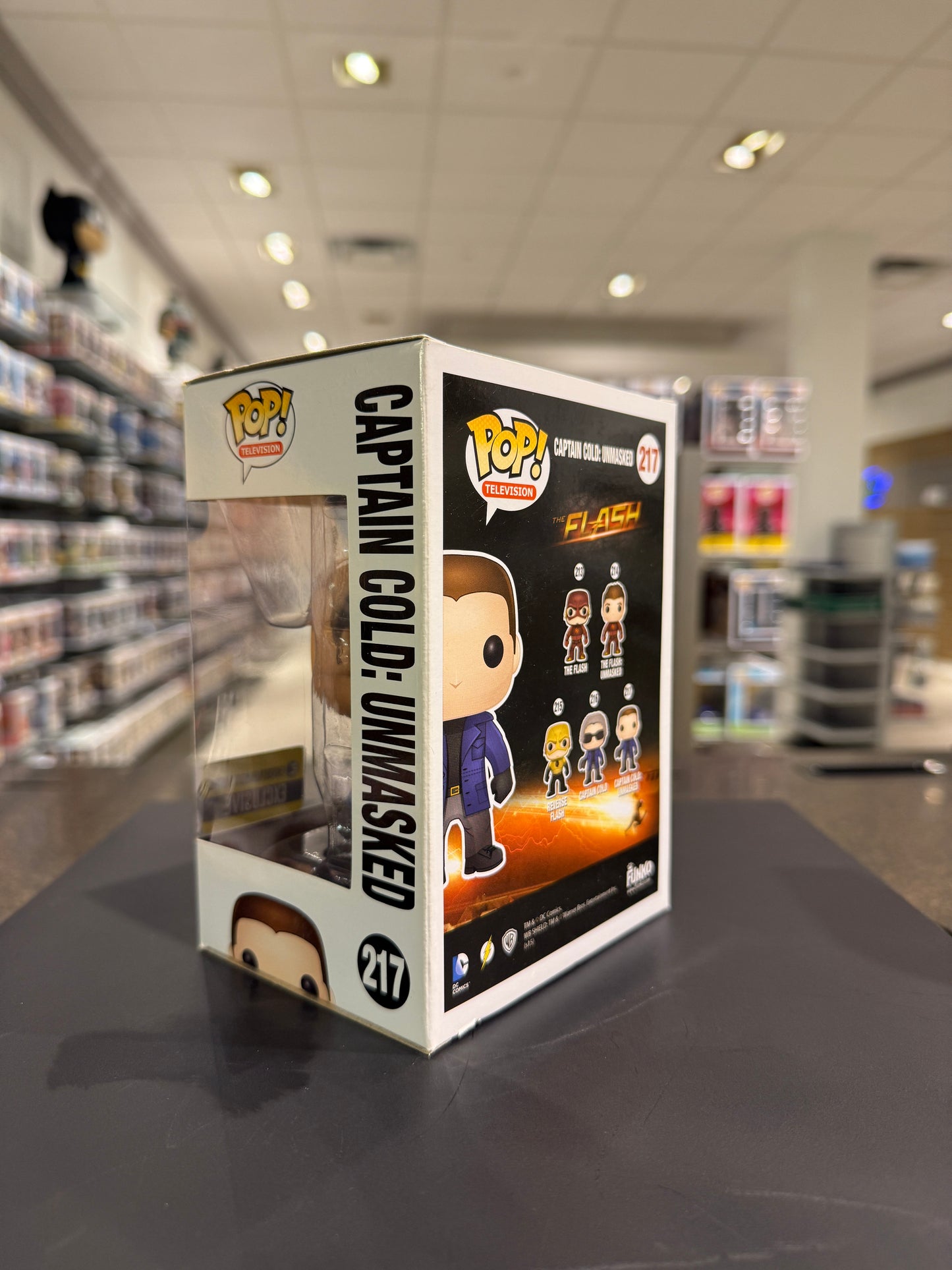 Funko Pop! DC - Captain Cold: Unmaksed (Entertainment Earth)