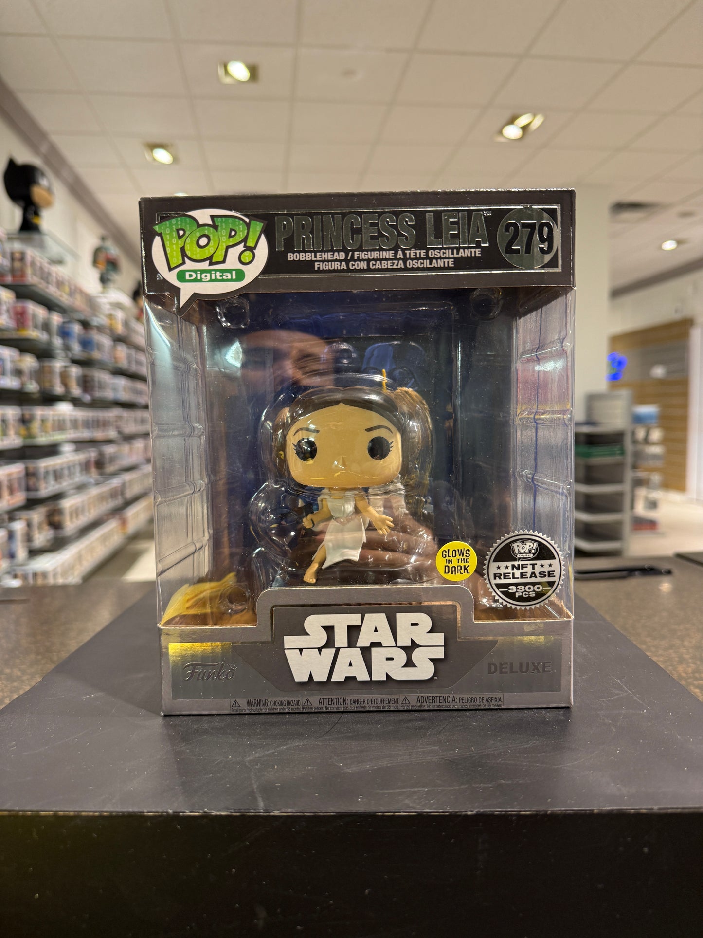 Funko Pop! Star Wars - Princess Leia Glow (Digital) 6-inch